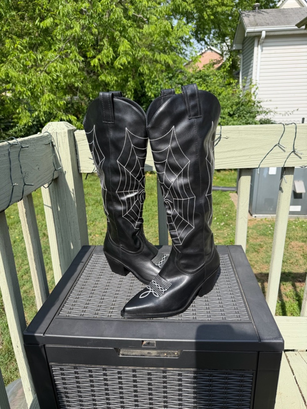 Amazon Black Western Knee-High Boots with White Spiderweb Stitching - Picture 5 of 8